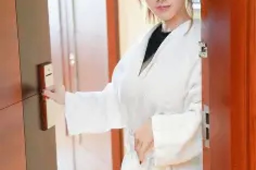 明星“塌房”事件背后的深意：你真的了解他们吗？